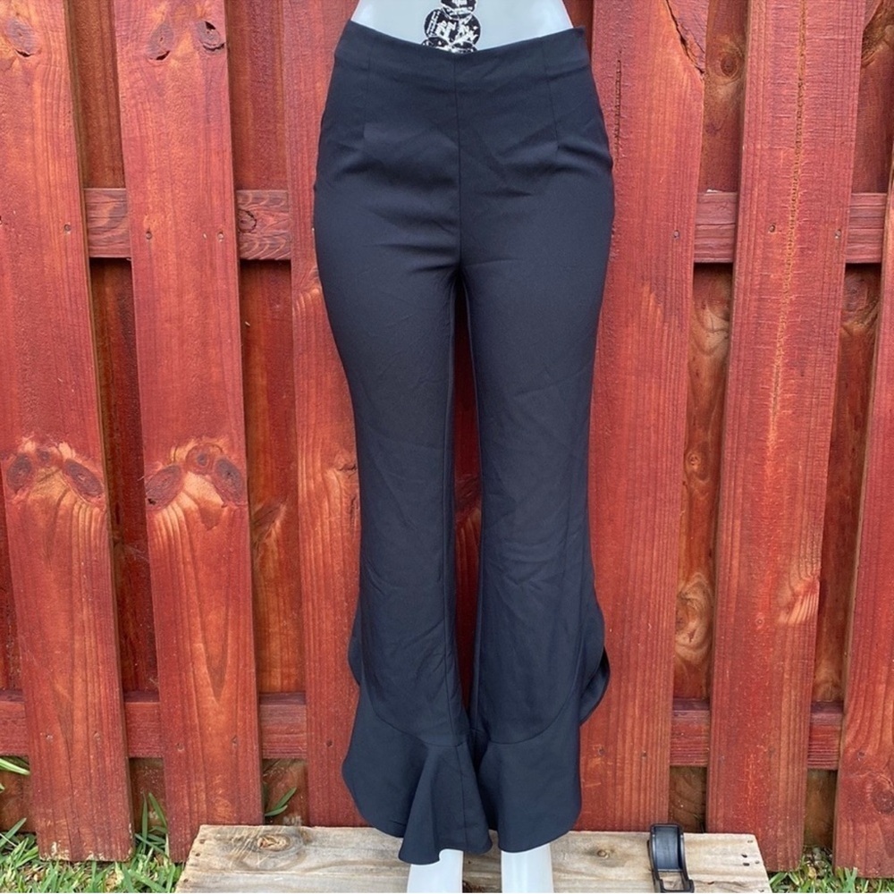 Who What Wear Black Flare Pants Size 4
